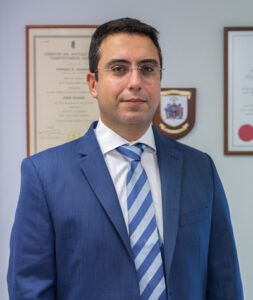 Ανδρέας Λεωνίδου, Ορθοπαιδικός Χειρουργός